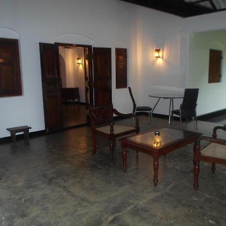 Chitra Ayurveda Hotel Bentota Ruang foto