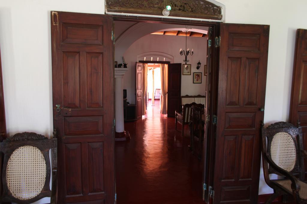 Chitra Ayurveda Hotel Bentota Bagian luar foto