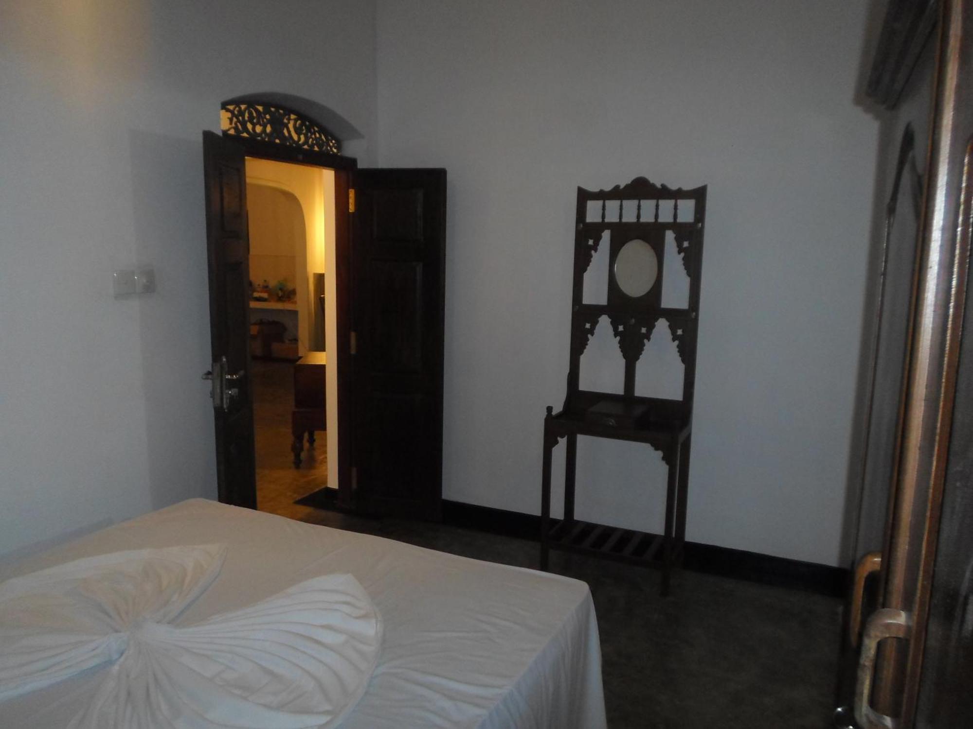 Chitra Ayurveda Hotel Bentota Ruang foto